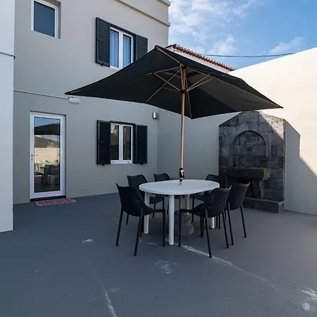 Casa Do Largo Holiday home *